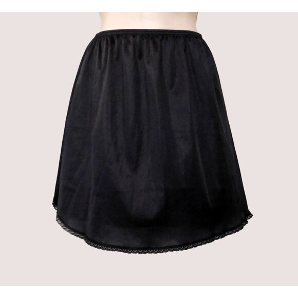 Vassarette Other - Vintage Vassarette Half Slip Underskirt Womens S 16" Black Satin Lace Hemline